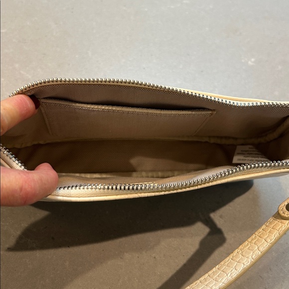 JW PEI Crocodile-Embossed Eva Shoulder Handbag - Picture 3 of 14